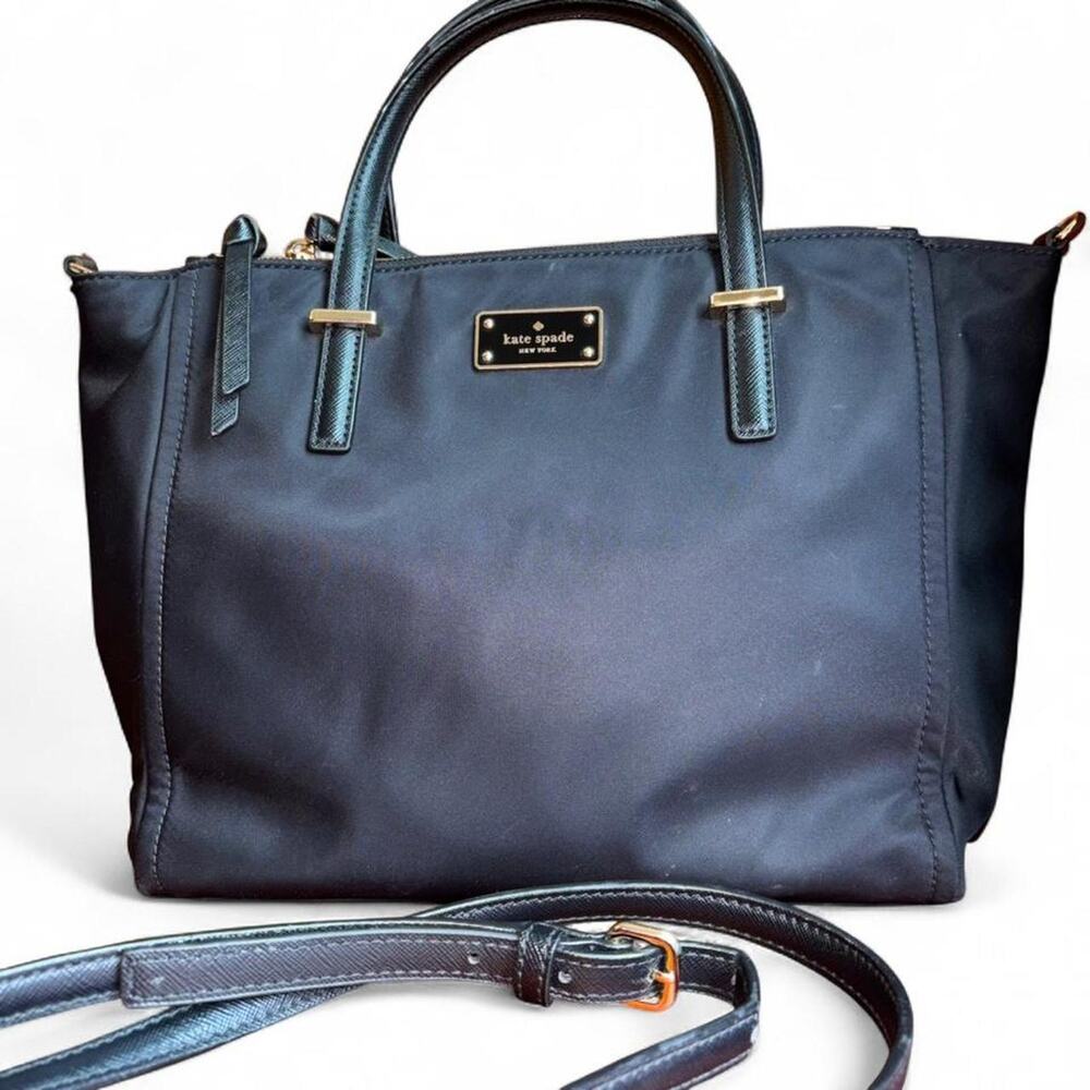 Kate spade black tote bag with crossbody strap excellent condition